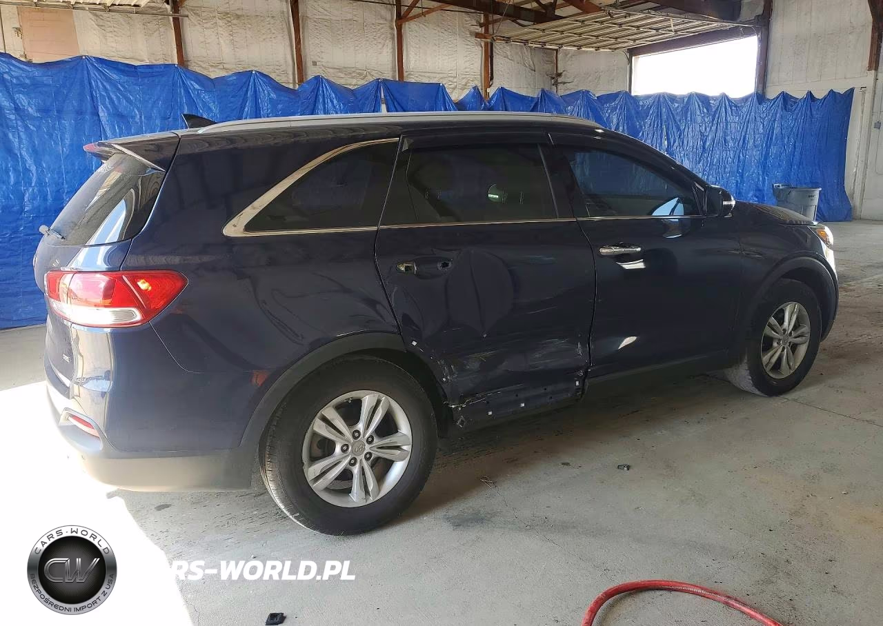 2018 Kia Sorento Lx VIN:5XYPG4A3XJG418183 - 3