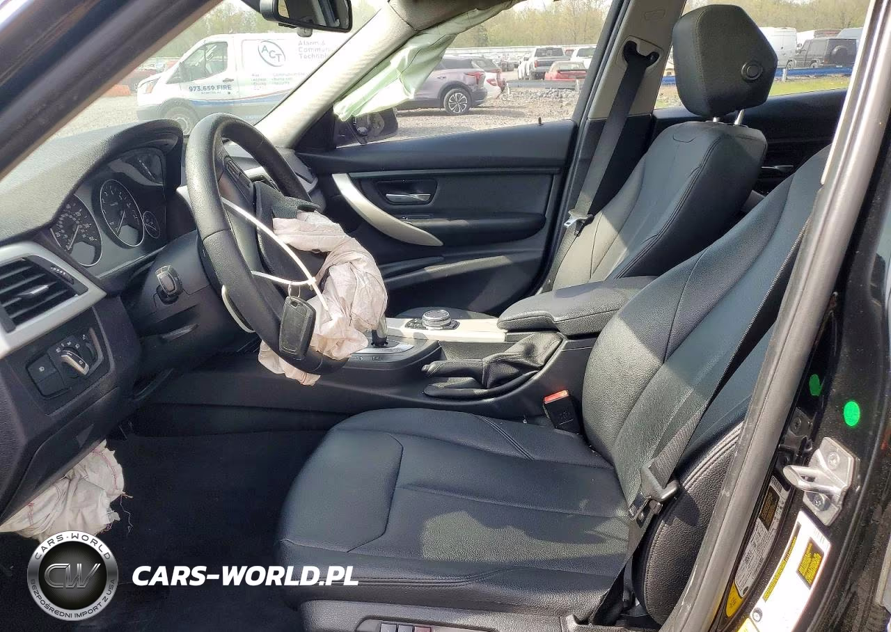 2017 BMW 320 Xi VIN:WBA8E5G56HNU41985 - 7