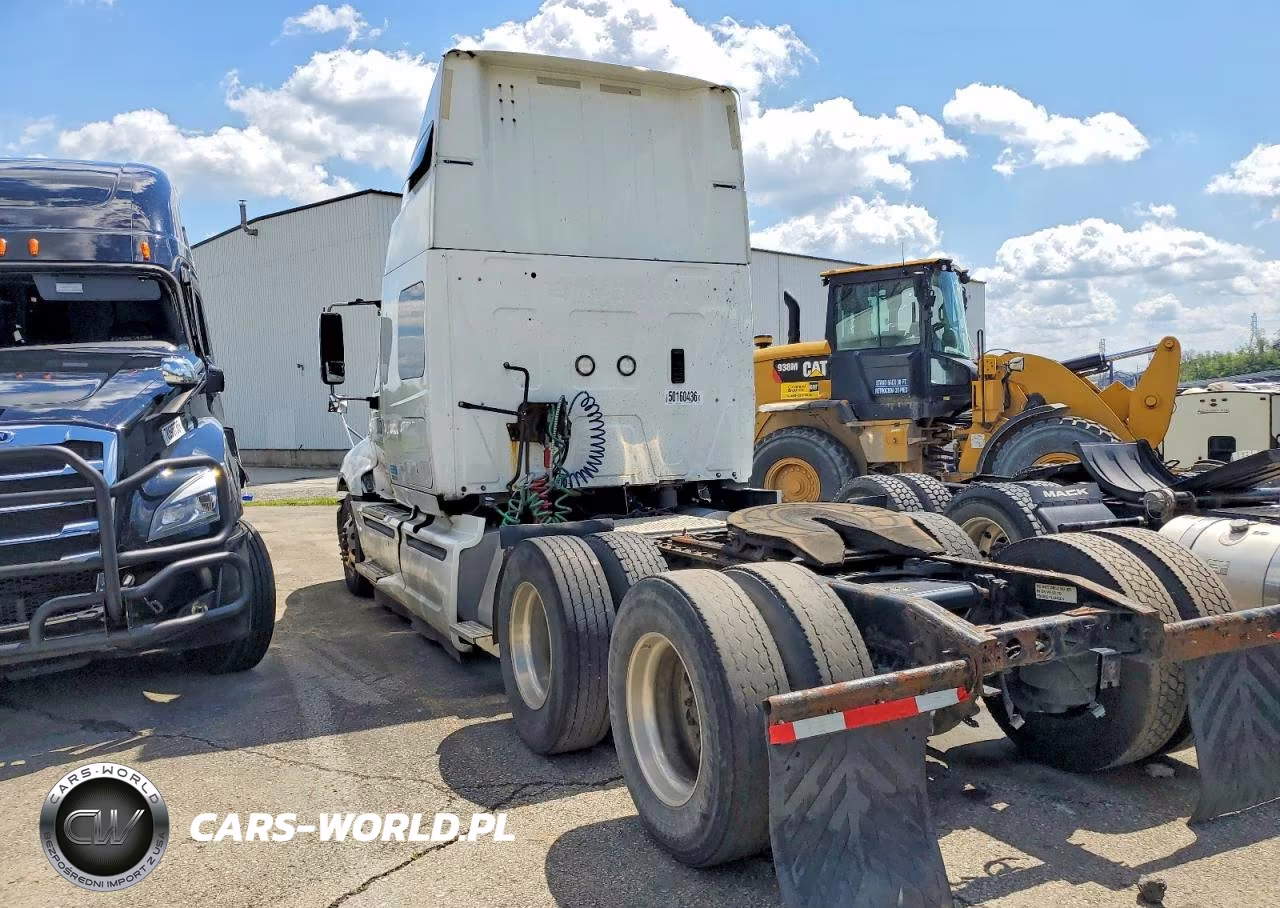2015 International Prostar Semi Truck VIN:3HSDJAPR7FN738233 - 3