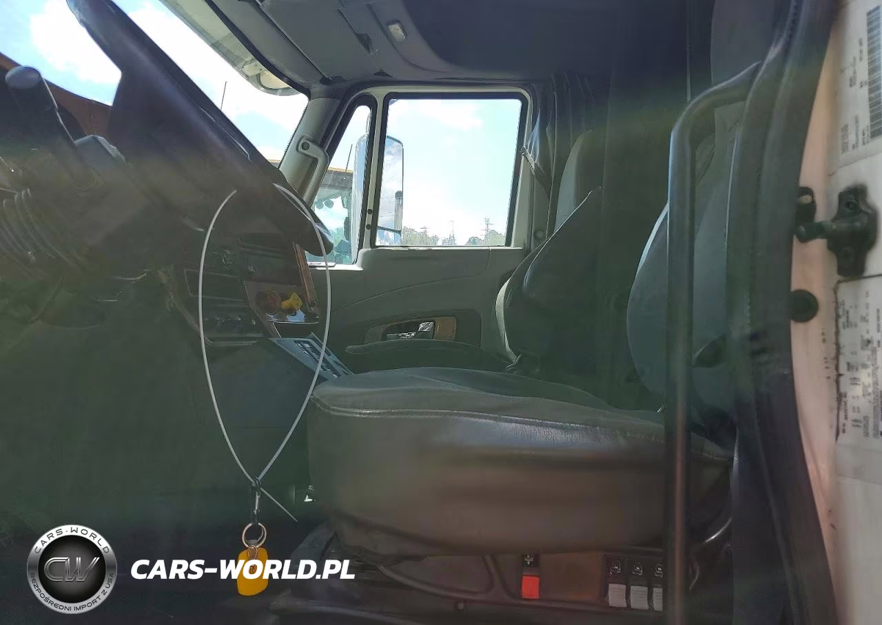2015 International Prostar Semi Truck VIN:3HSDJAPR7FN738233 - 6