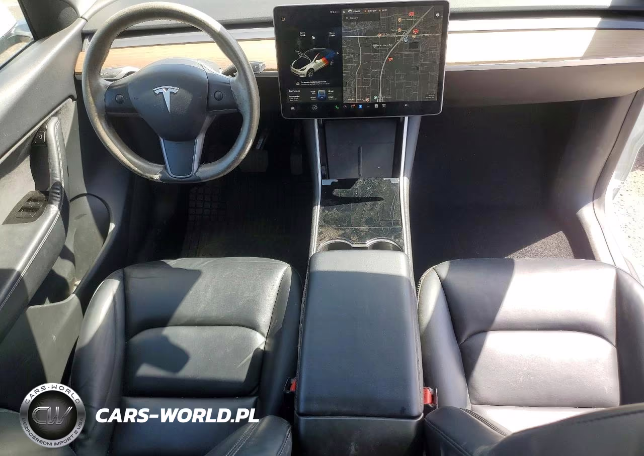 2020 Tesla Model Y VIN:5YJYGDEE1LF057484 - 8