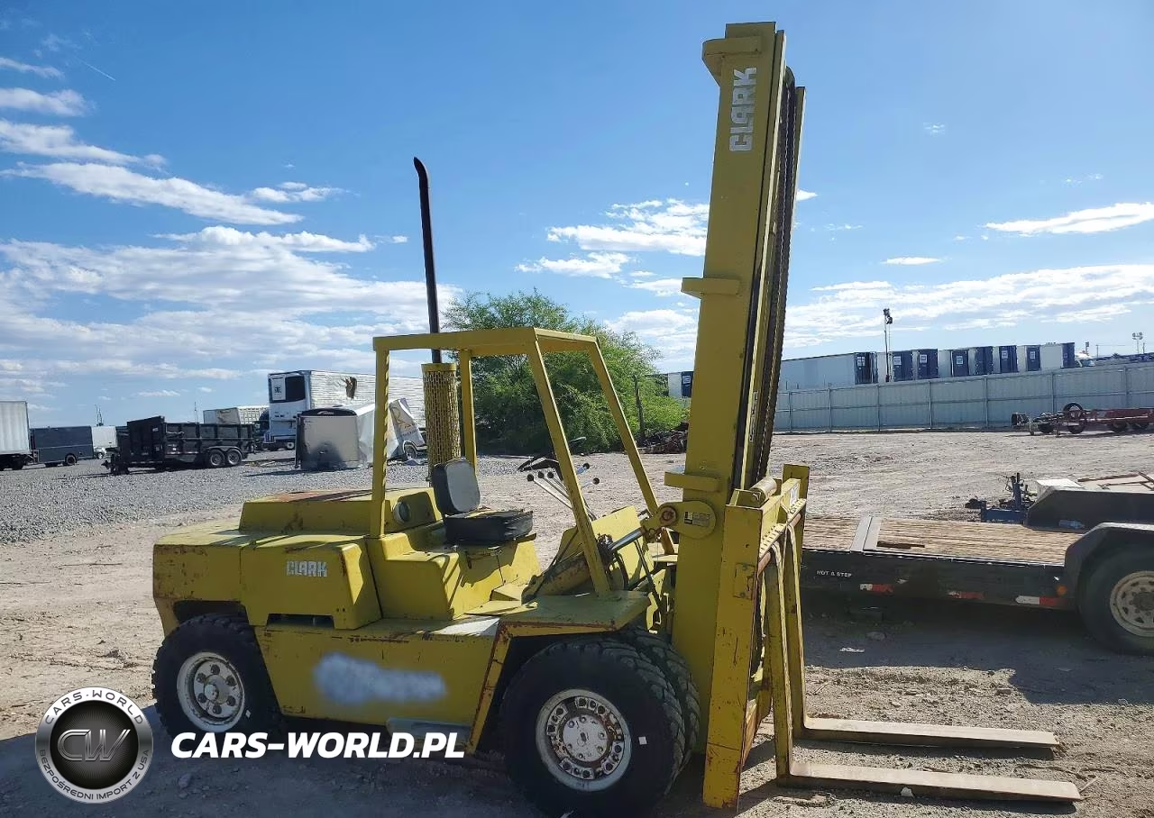 1980 Clark Forklift