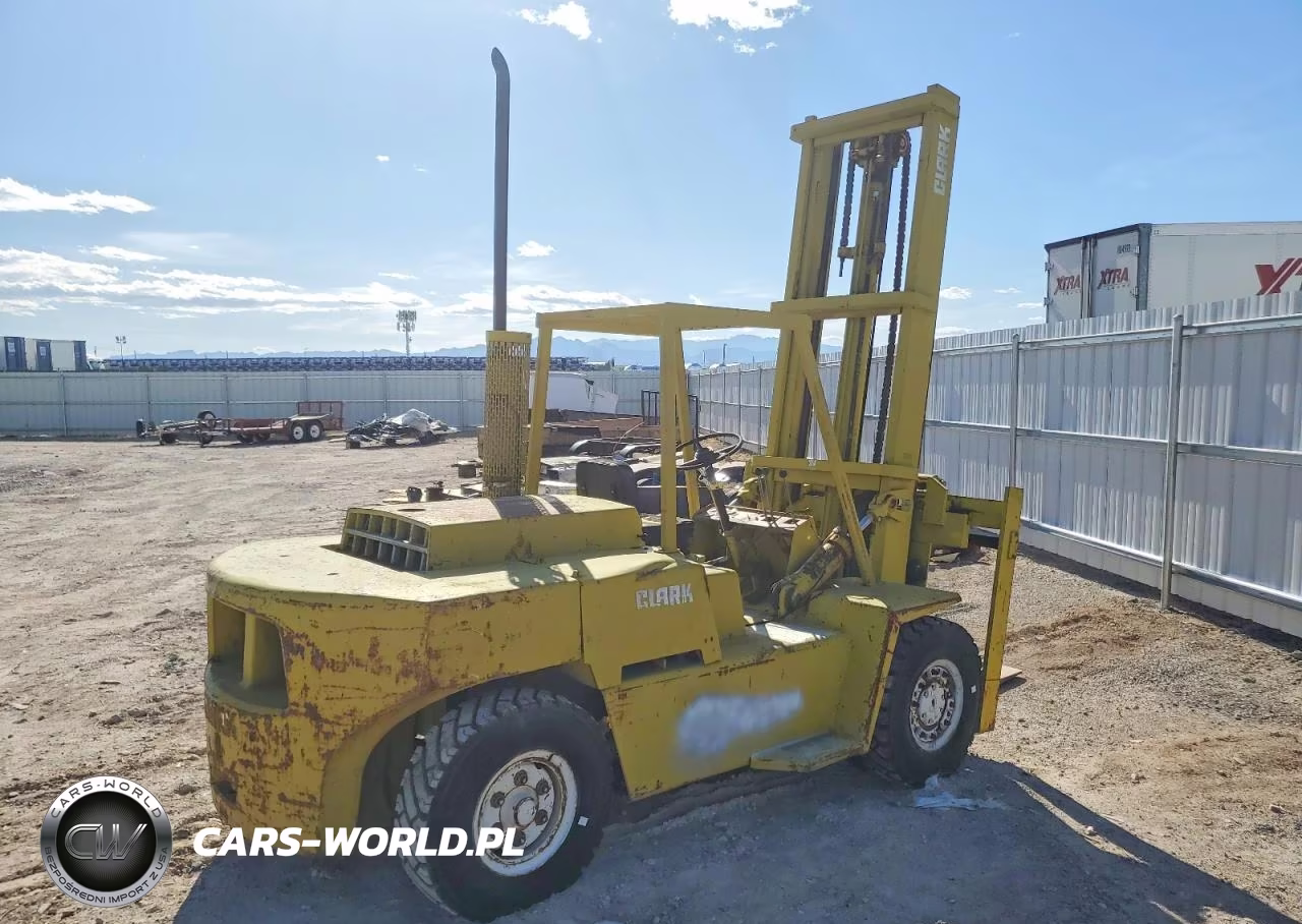 1980 Clark Forklift VIN:Y10151004331 - 4