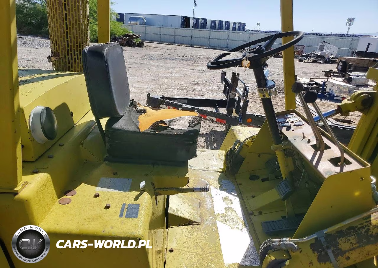 1980 Clark Forklift VIN:Y10151004331 - 5