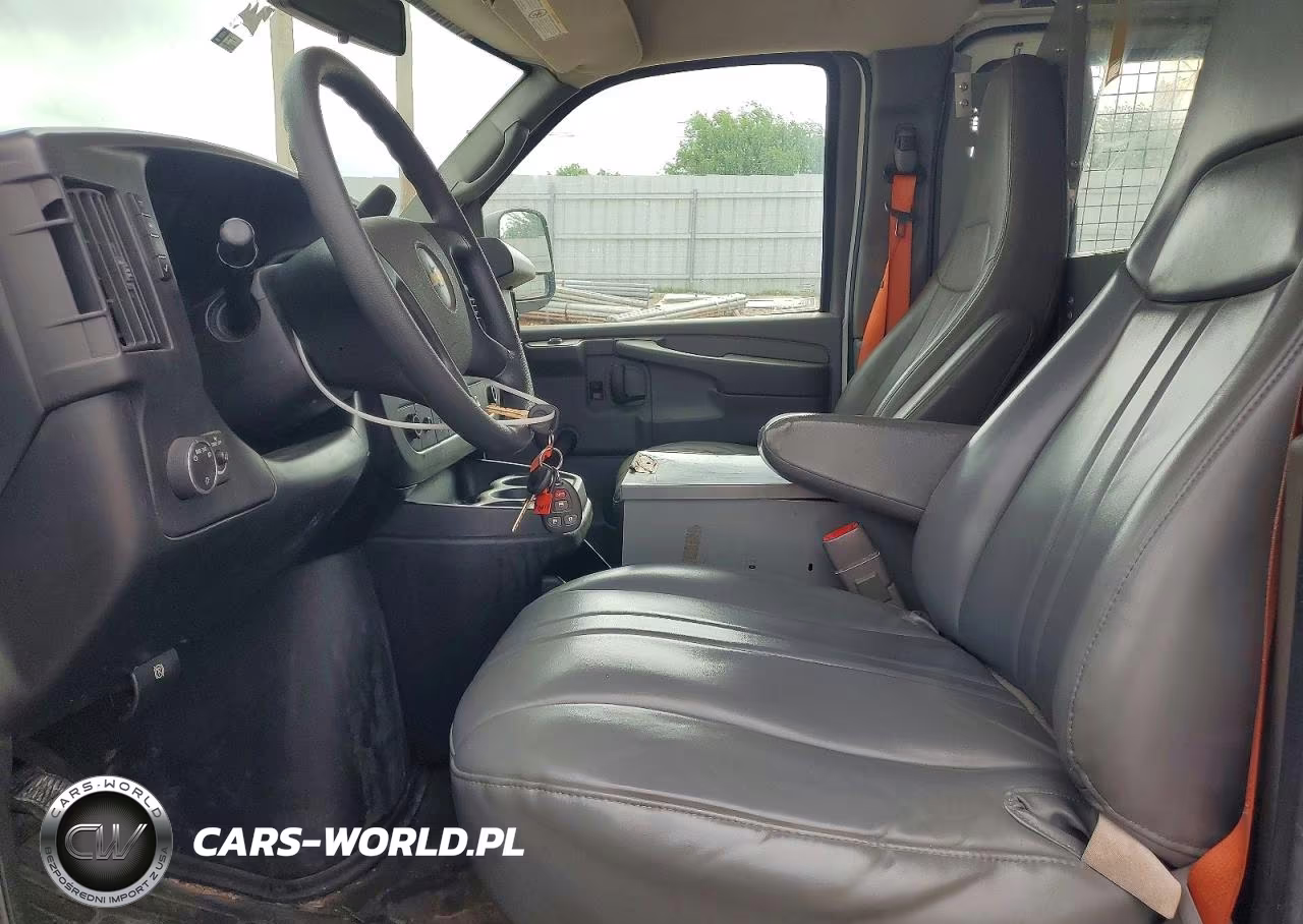 2013 Chevrolet Express G2500 VIN:1GCWGFCA0D1903293 - 7
