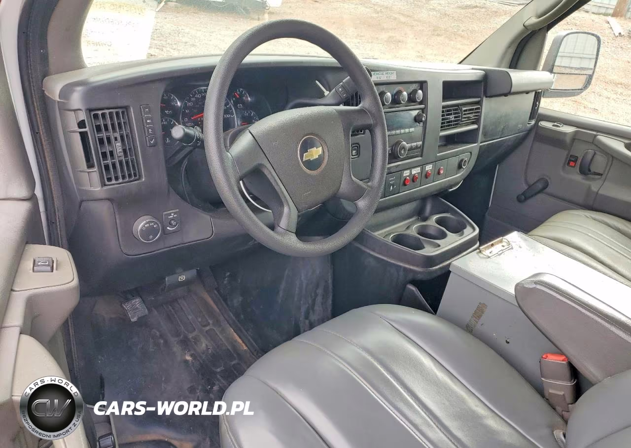 2013 Chevrolet Express G2500 VIN:1GCWGFCA0D1903293 - 8