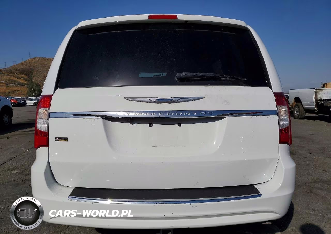 2014 Chrysler Town & Country Touring VIN:2C4RC1BG3ER158778 - 6
