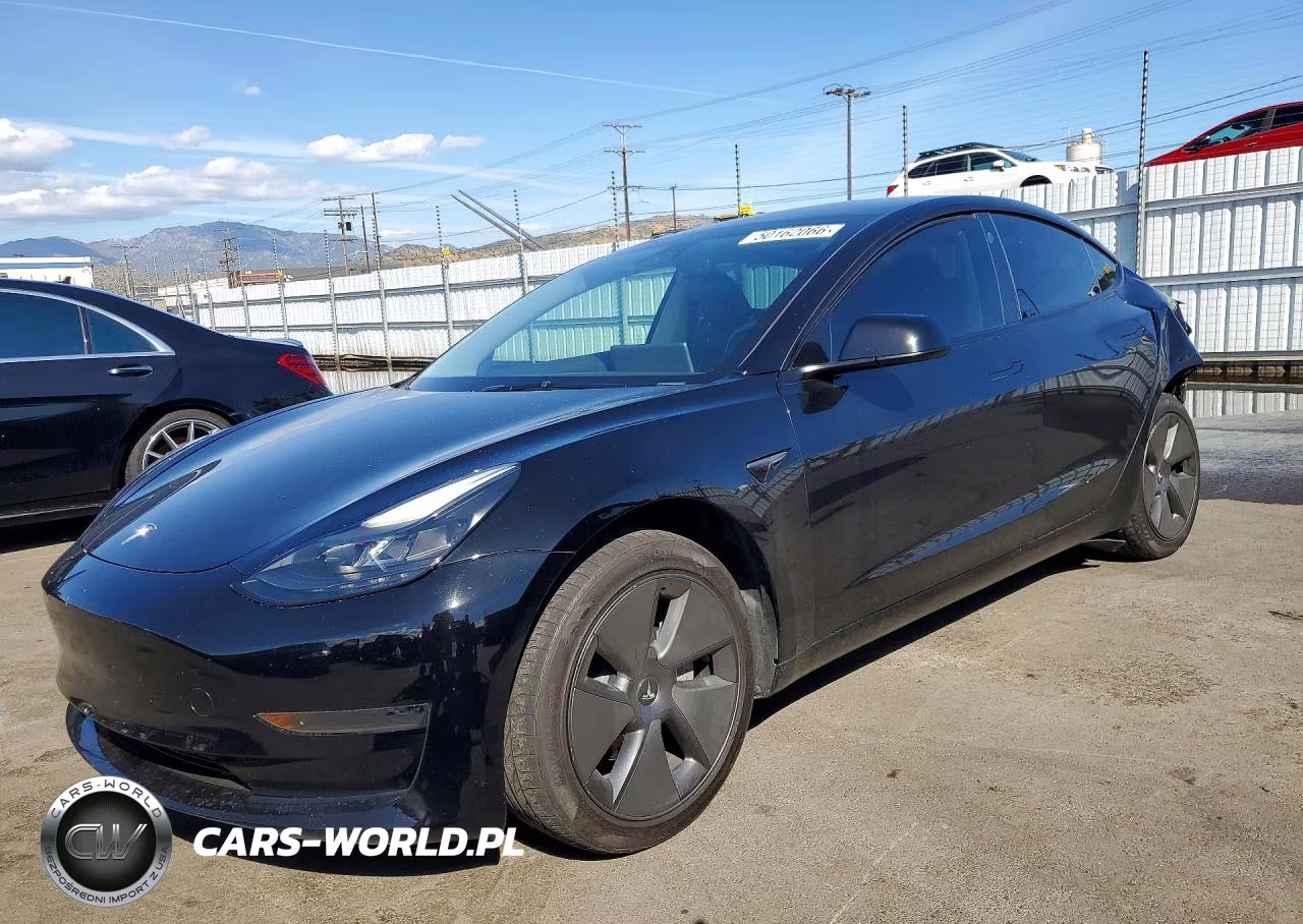 2023 Tesla Model 3 – zdjęcie 1 z 13