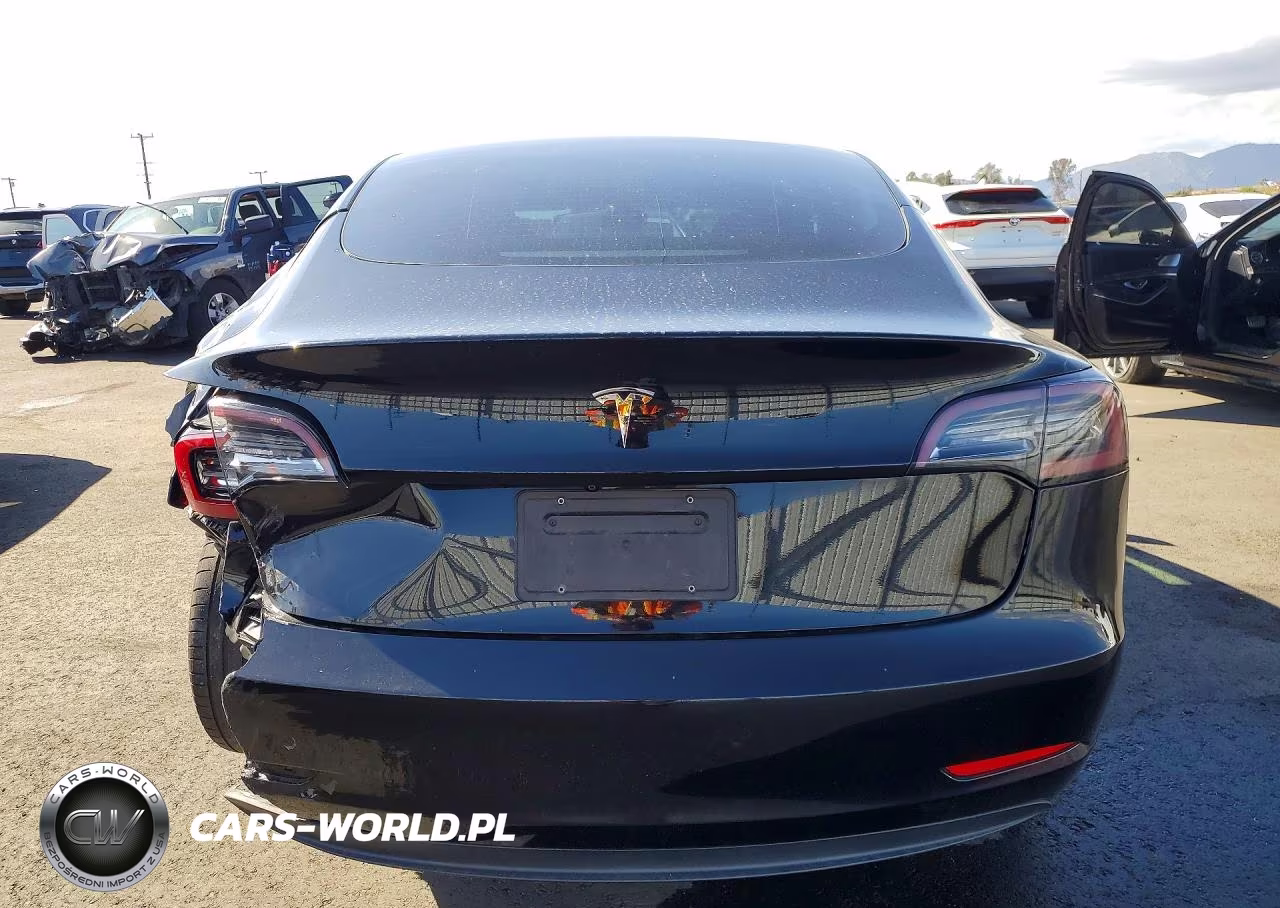 2023 Tesla Model 3 VIN:5YJ3E1EA8PF562228 - 6