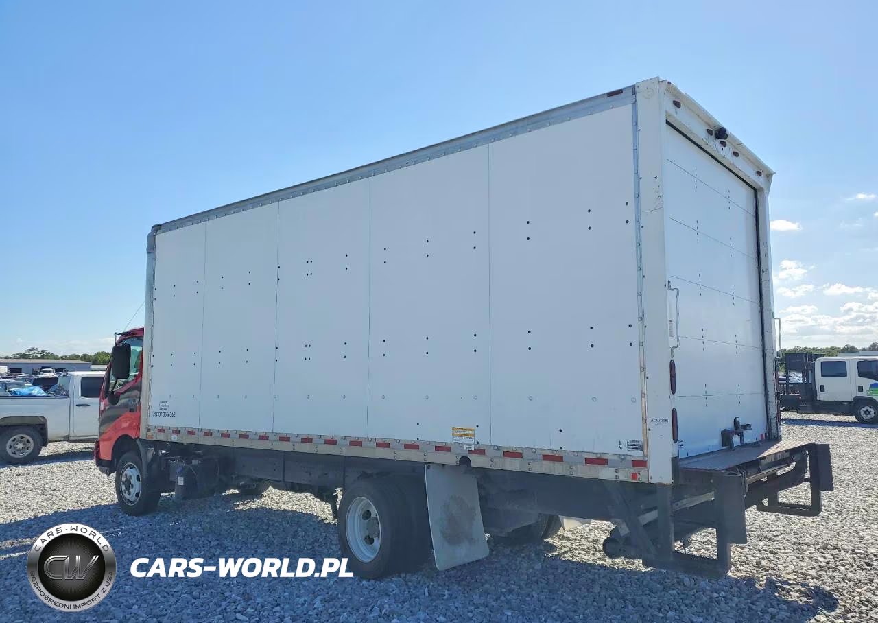 2017 Hino 195 Box Truck VIN:JHHSDM2H4HK005092 - 2