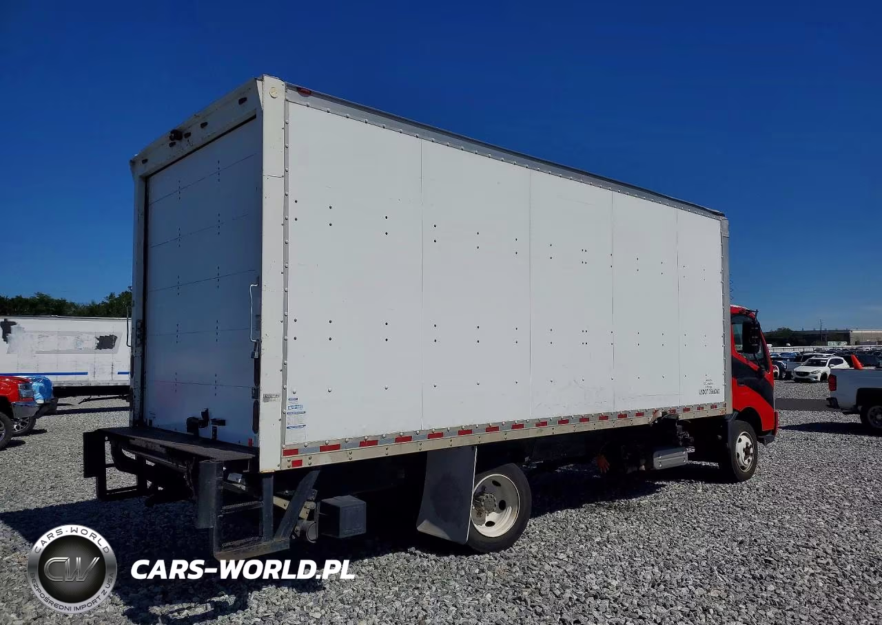 2017 Hino 195 Box Truck VIN:JHHSDM2H4HK005092 - 3