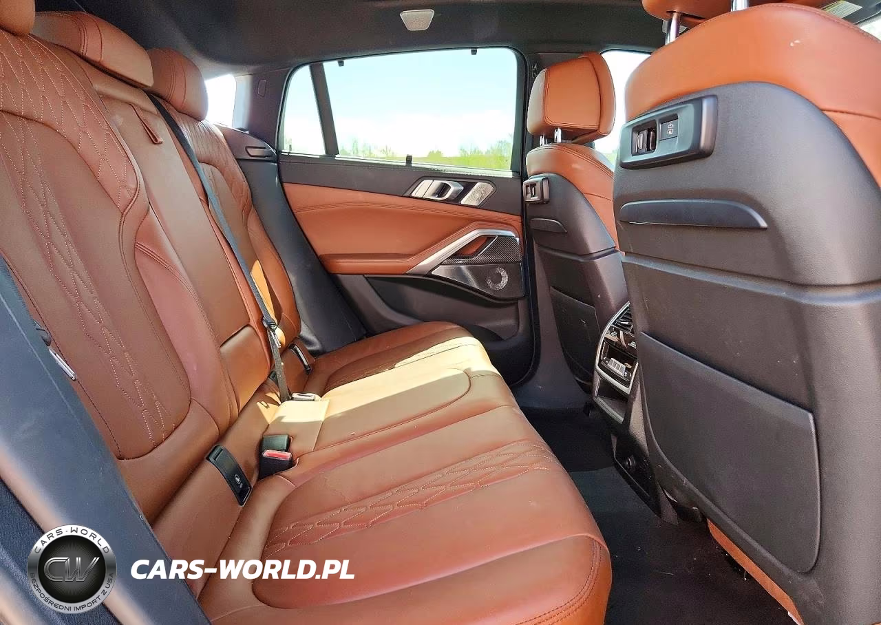 2022 BMW X6 M50I VIN:5UXCY8C04N9J15072 - 11