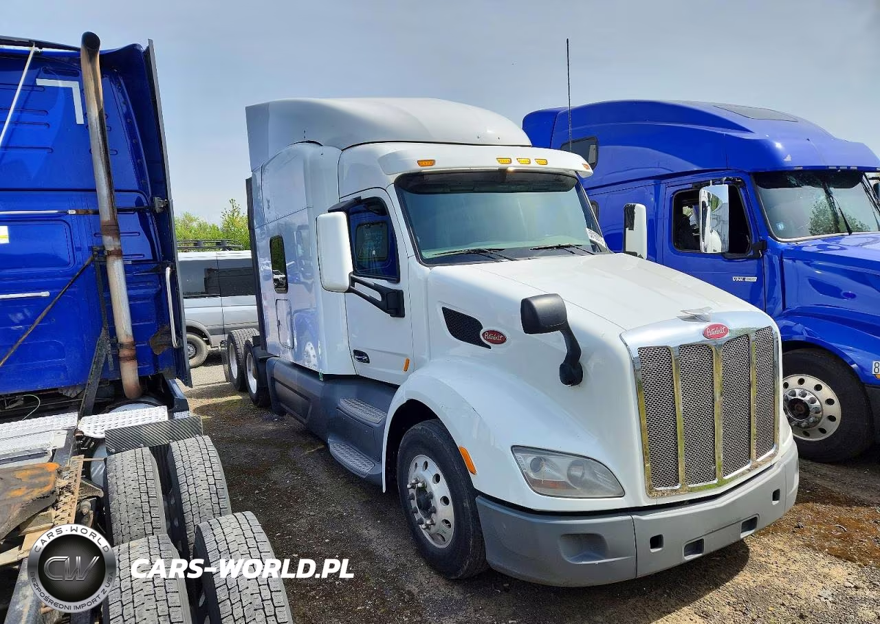 PETERBILT 579