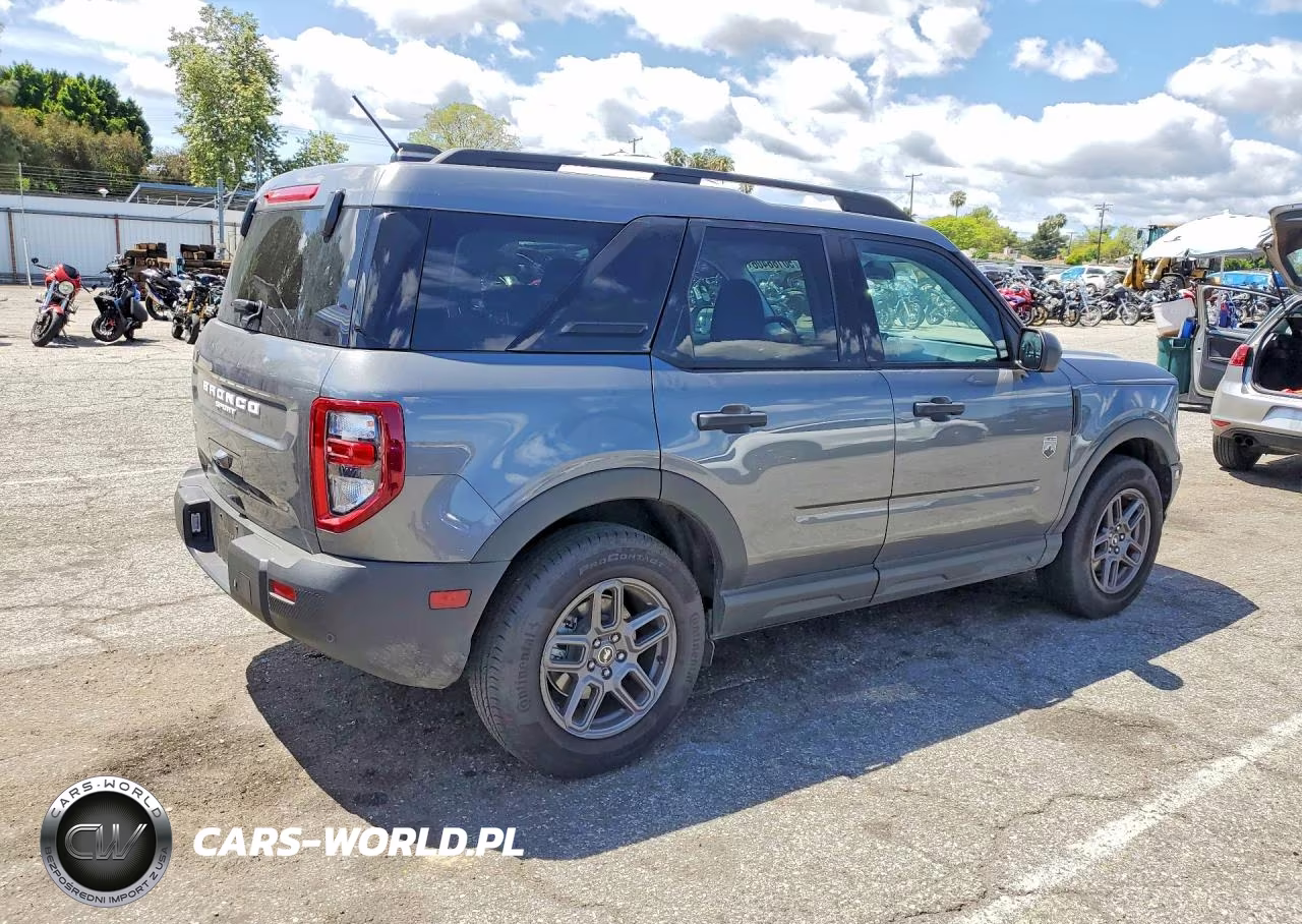 2025 Ford Bronco Sport Big Bend VIN:3FMCR9BN6SRF14210 - 3
