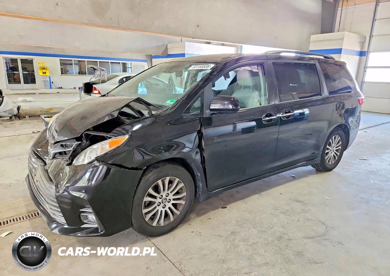 2020 Toyota Sienna Xle 8-Passenger