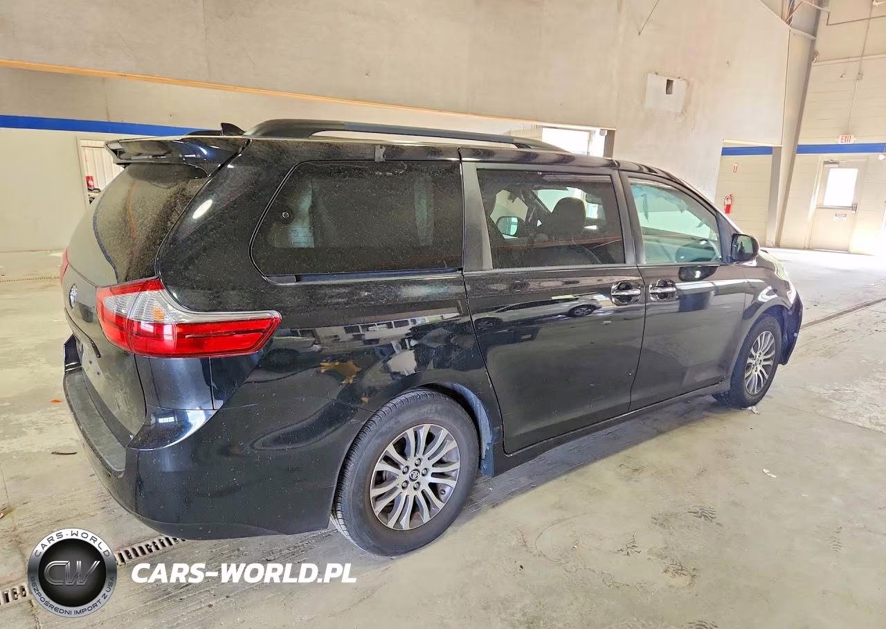 2020 Toyota Sienna Xle 8-Passenger VIN:5TDYZ3DC9LS054557 - 3