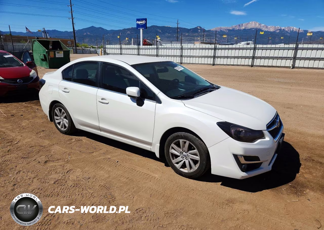 2015 Subaru Impreza Premium VIN:JF1GJAC61FH018878 - 4