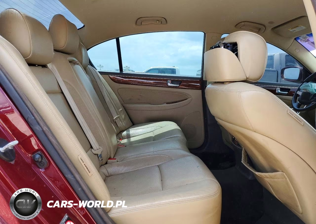 2013 Hyundai Genesis VIN:KMHGC4DD4DU227440 - 10