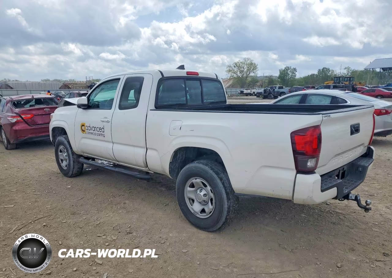 2018 Toyota Tacoma Sr VIN:5TFRX5GN9JX118445 - 2