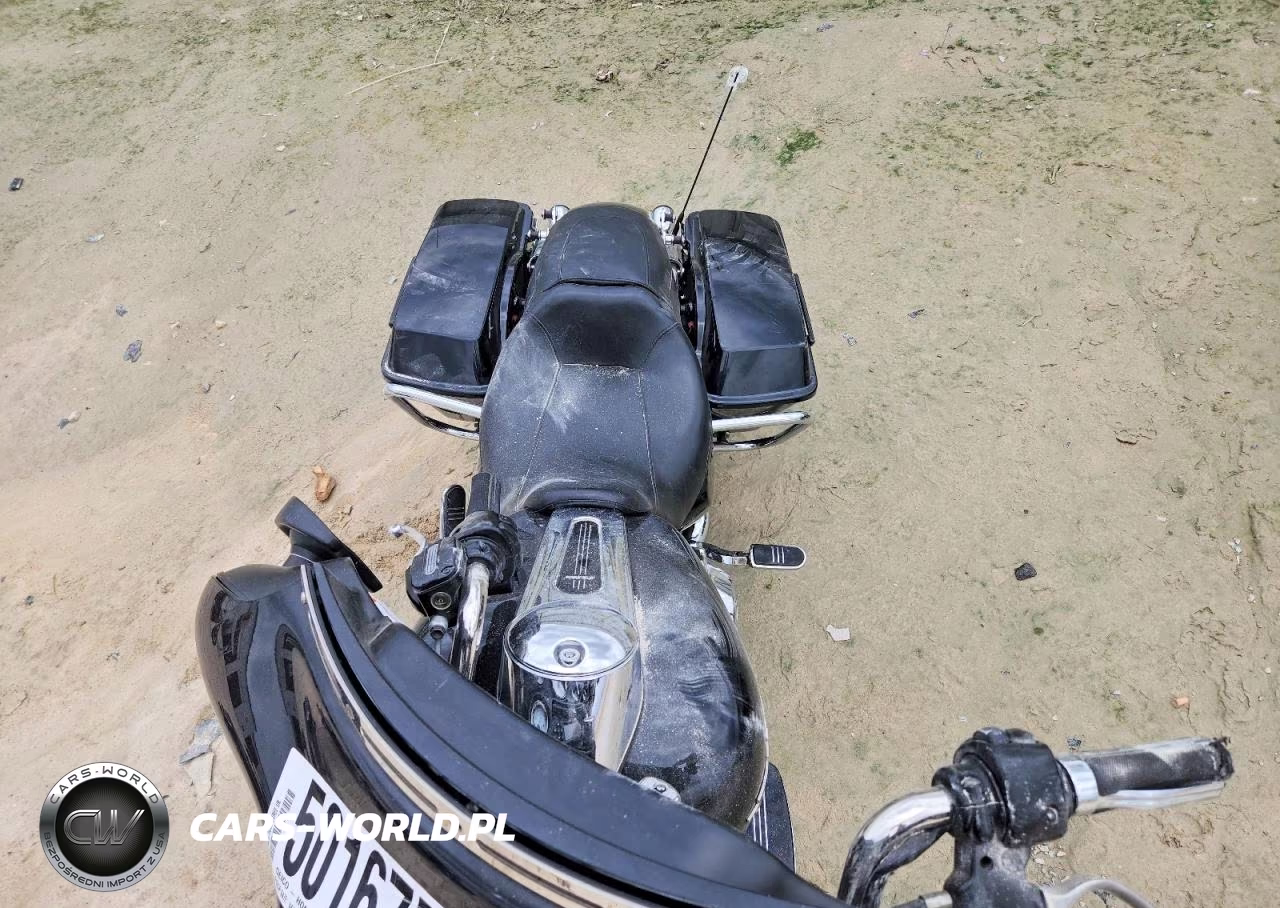 2013 Harley-Davidson Flhx Street Glide VIN:1HD1KBM15DB617464 - 5