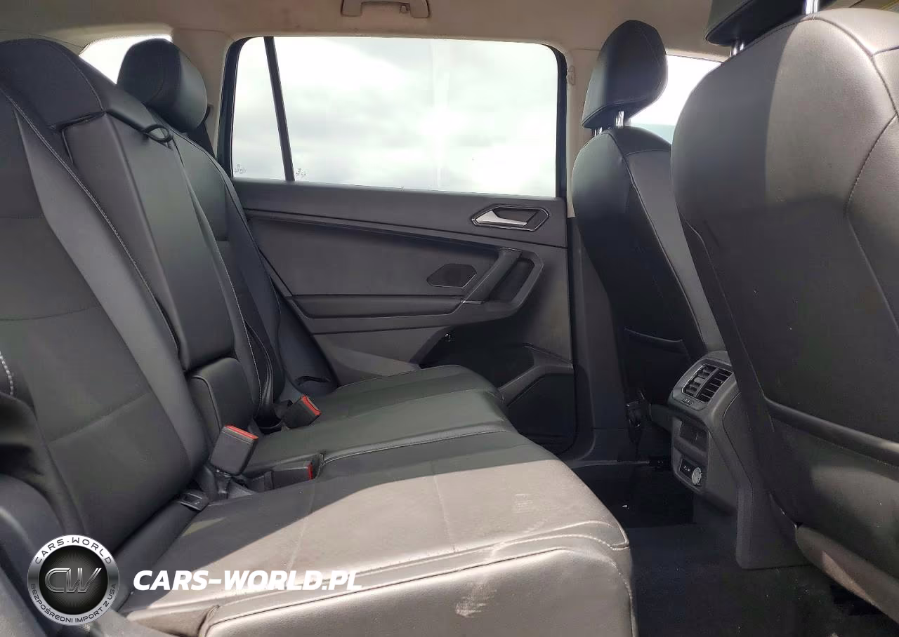 2018 Volkswagen Tiguan Se VIN:3VV2B7AX1JM155146 - 11