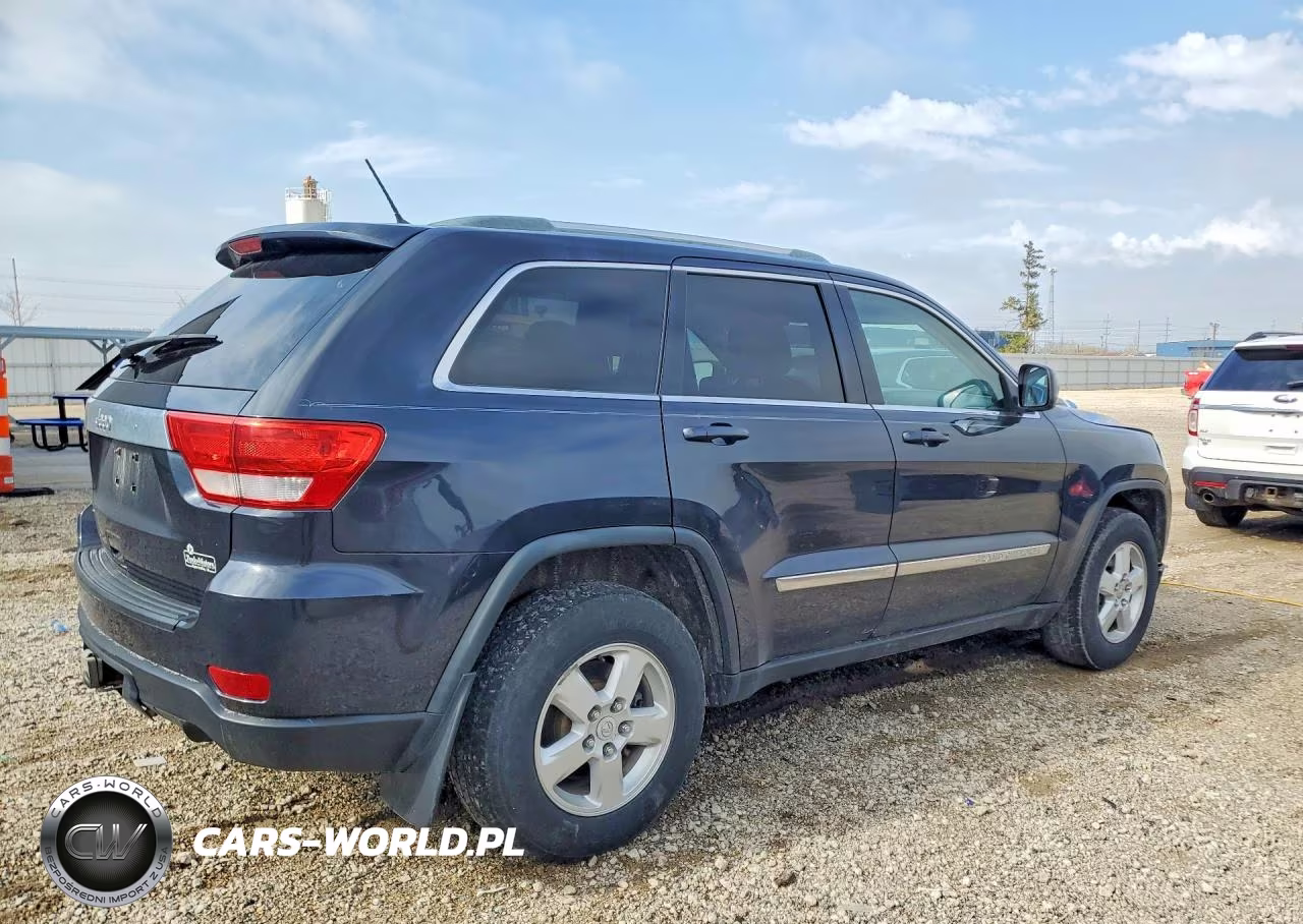 2012 Jeep Grand Cherokee Laredo VIN:1C4RJFAG1CC225971 - 3