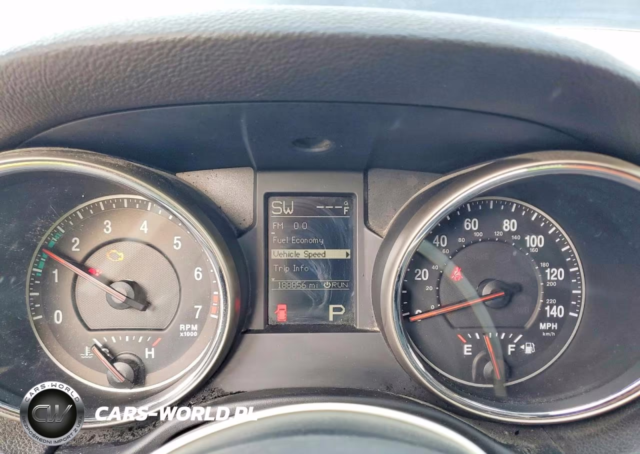 2012 Jeep Grand Cherokee Laredo VIN:1C4RJFAG1CC225971 - 9