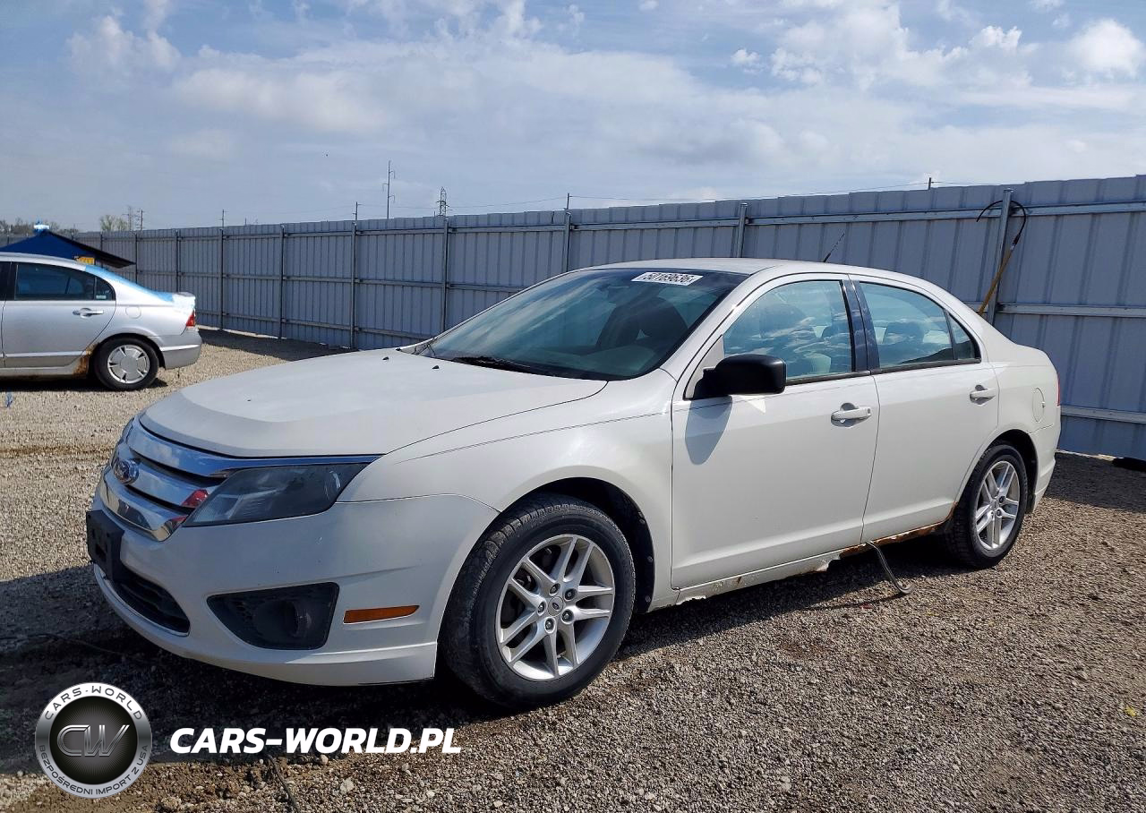 2010 Ford Fusion S