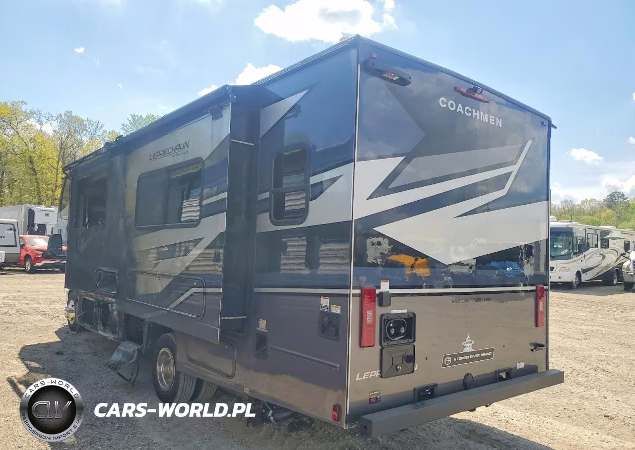 2025 Coachmen Leprechaun Rv VIN:1FDXE4FN1SDD42364 - 3
