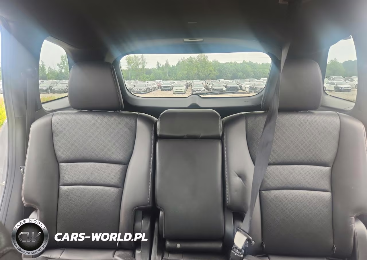 2019 Honda Passport VIN:5FNYF8H57KB019536 - 10