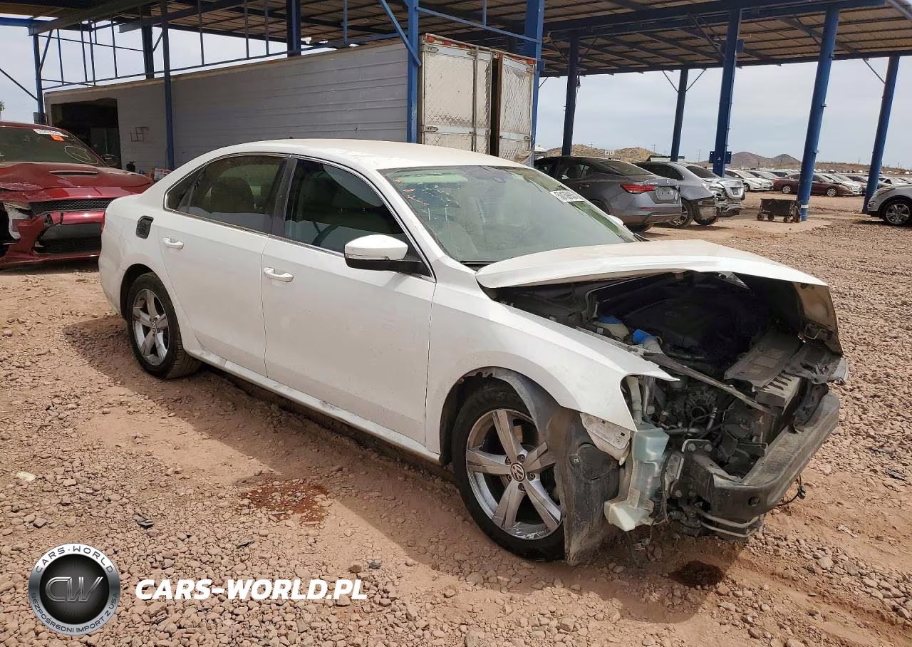 2015 Volkswagen Passat S VIN:1VWAT7A36FC093365 - 4