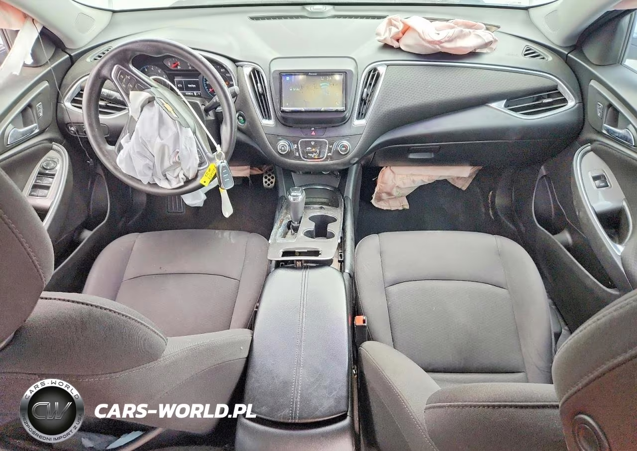 2017 Chevrolet Malibu Lt VIN:1G1ZE5ST9HF199175 - 8