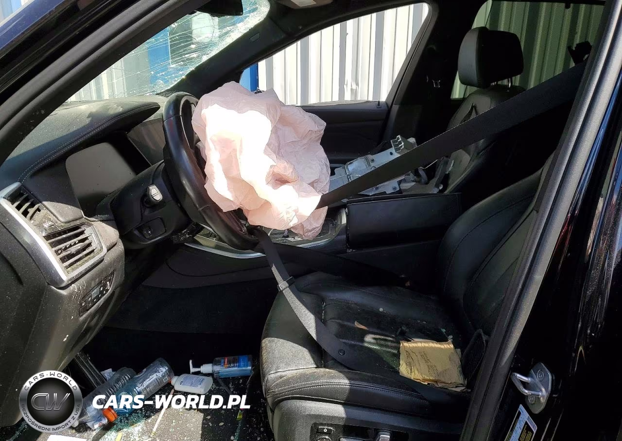 2019 BMW X5 xDrive50I VIN:5UXJU2C5XKLN65349 - 7