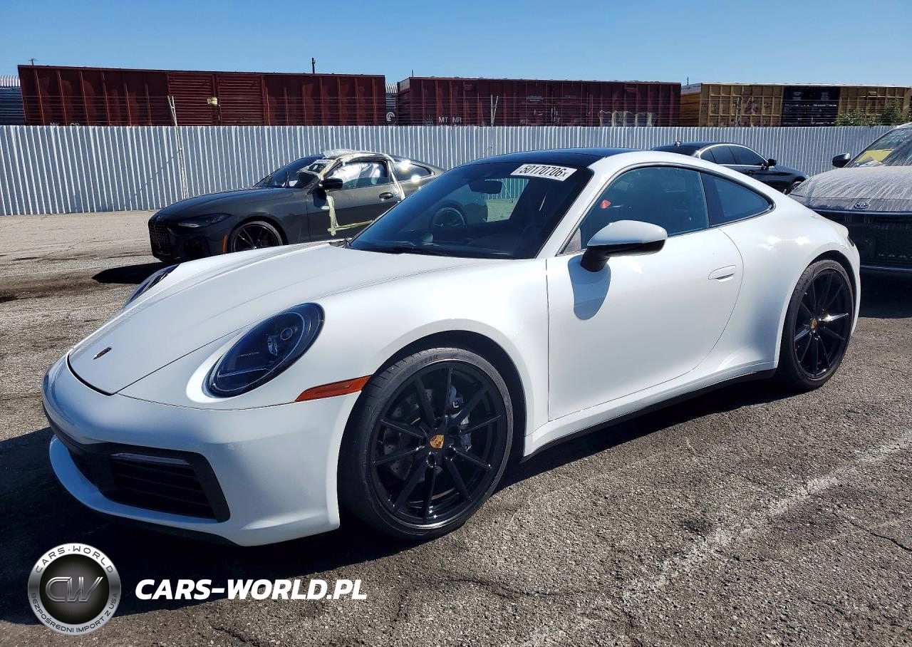 2021 Porsche 911 Carrera