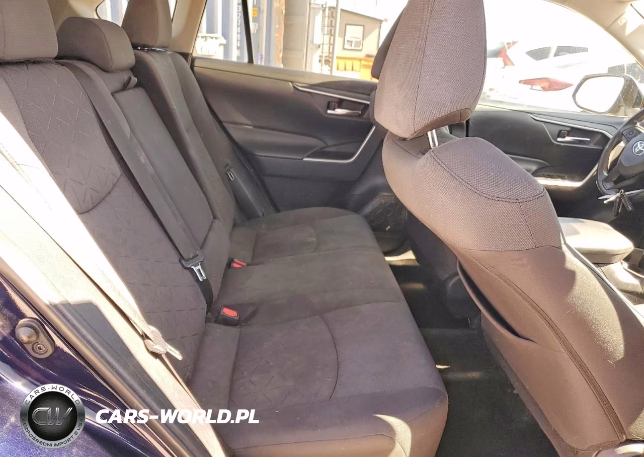 2020 Toyota Rav4 Xle VIN:2T3P1RFV6LC079470 - 10