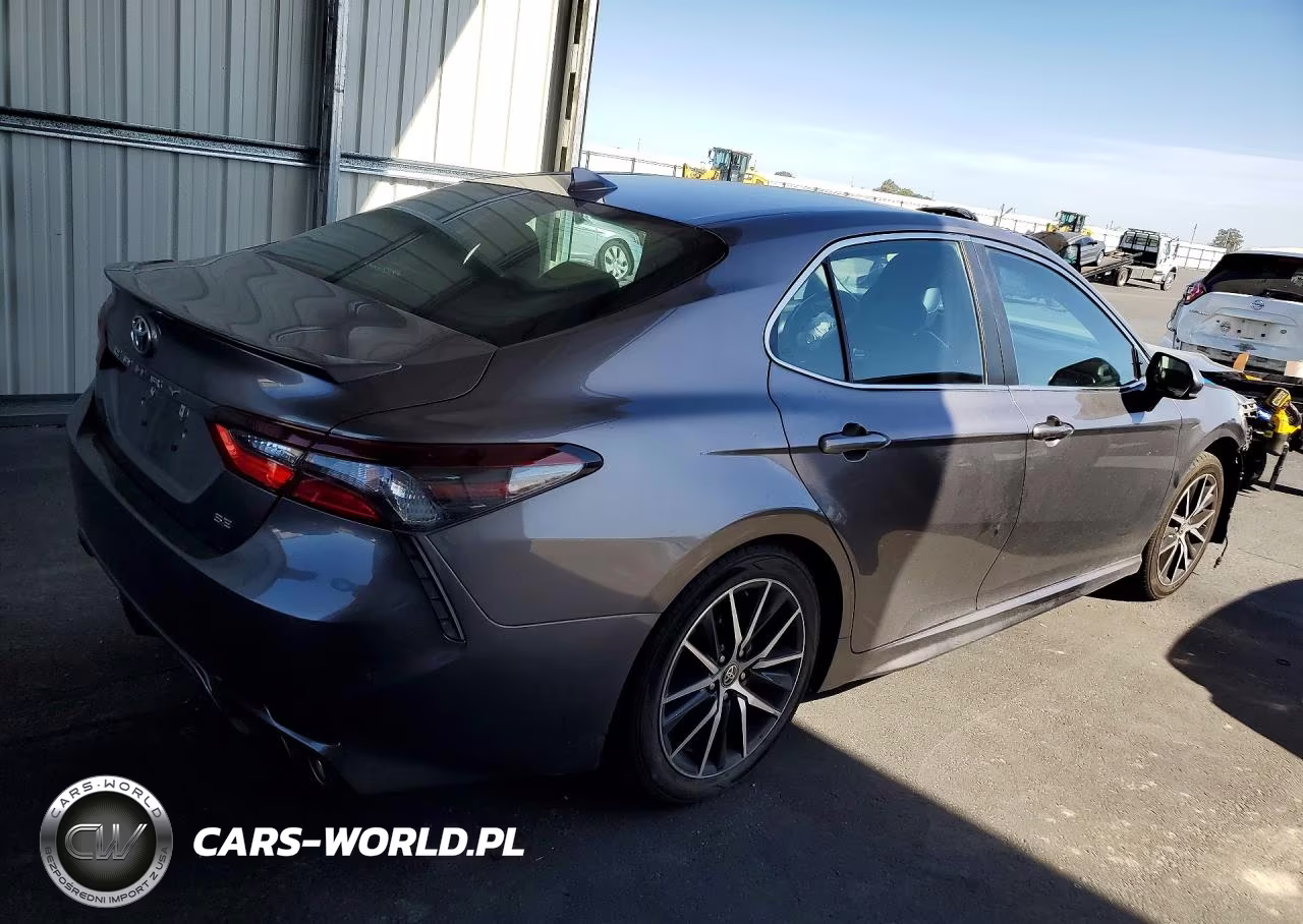 2021 Toyota Camry Se VIN:4T1G11AK6MU465331 - 3