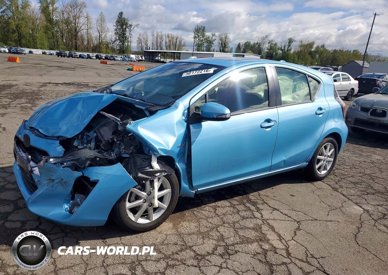 2015 Toyota Prius C Four