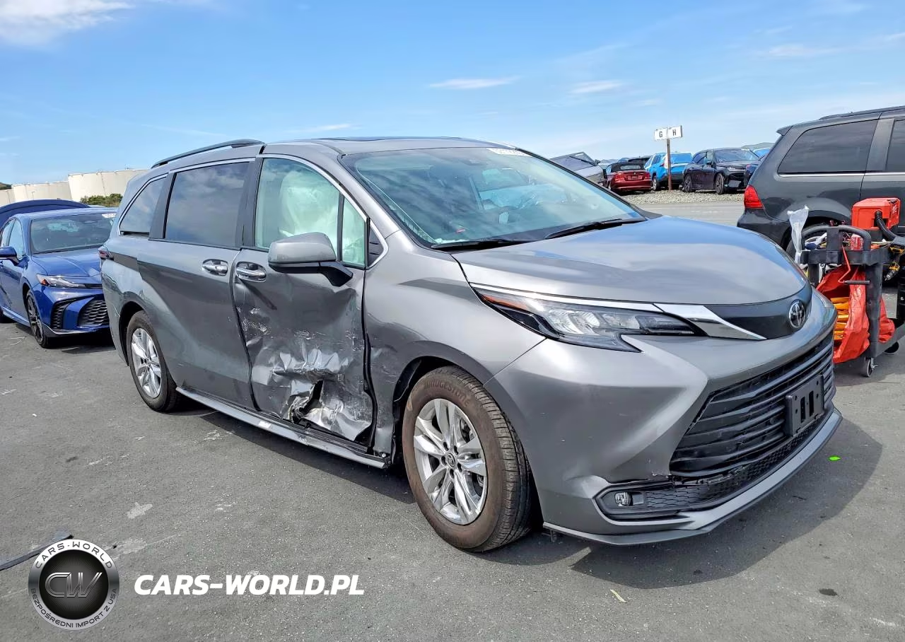 2026 Toyota Sienna Xle 7-Passenger VIN:5TDYSKFC4TS233617 - 4