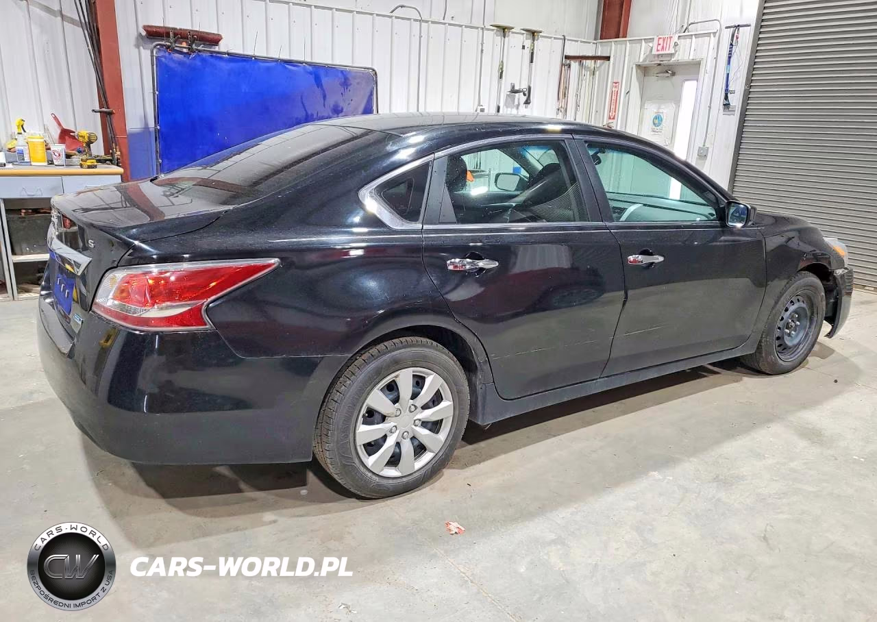 2014 Nissan Altima 2.5 S VIN:1N4AL3AP3EN358346 - 3