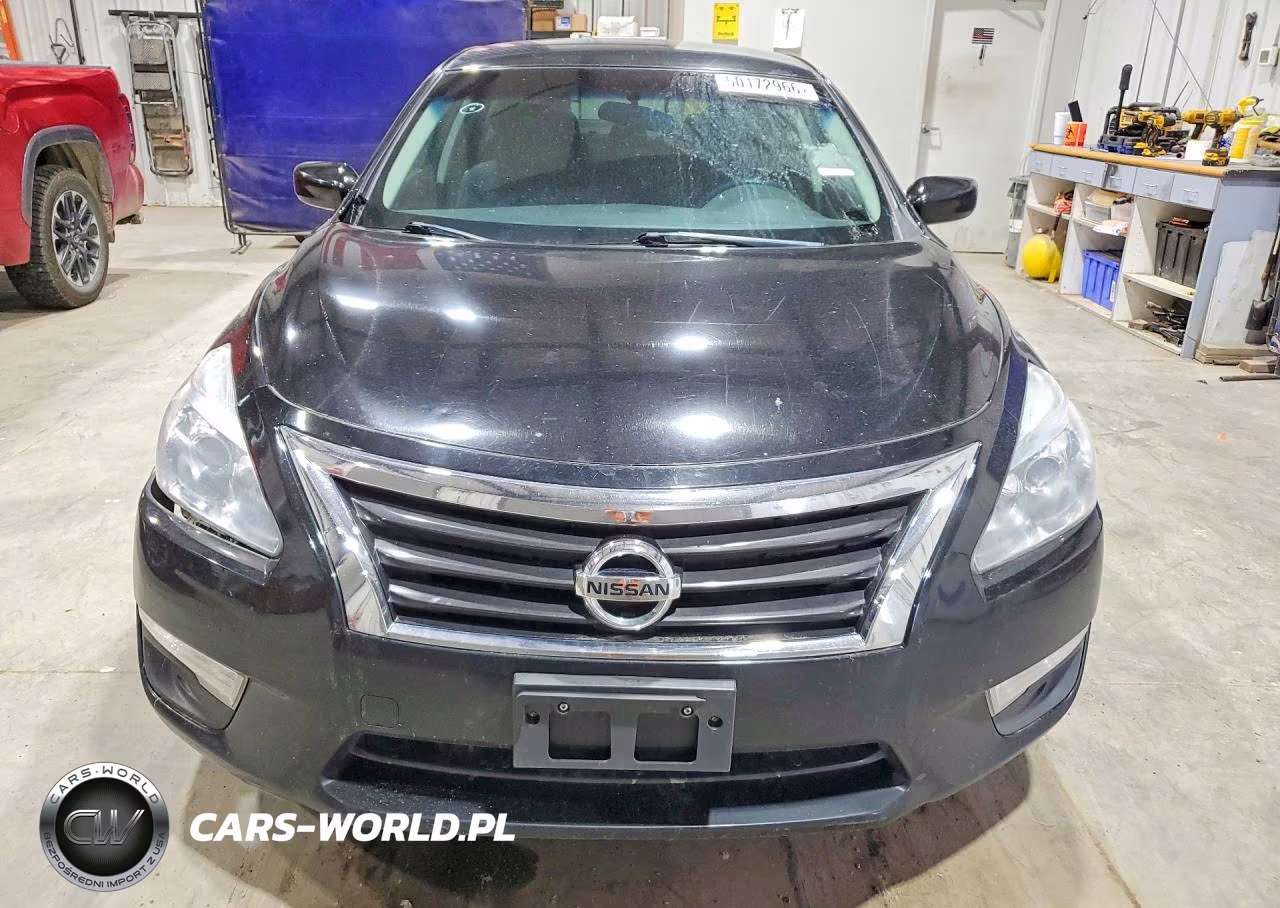 2014 Nissan Altima 2.5 S VIN:1N4AL3AP3EN358346 - 5