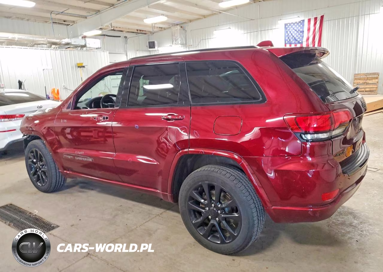 2018 Jeep Grand Cherokee Laredo VIN:1C4RJFAG1JC152307 - 2