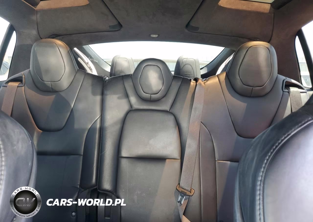 2019 Tesla Model X VIN:5YJXCAE47KF189516 - 10