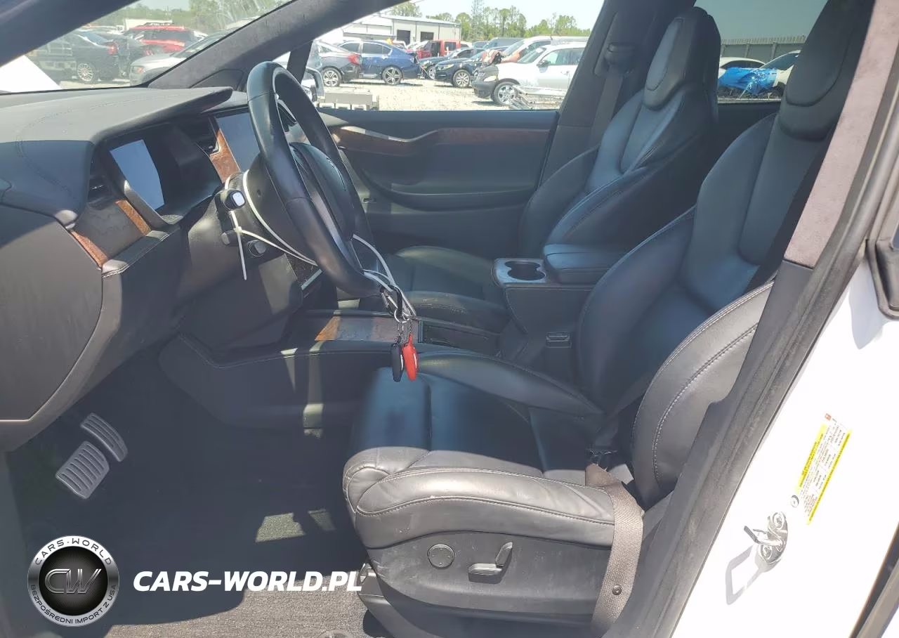 2019 Tesla Model X VIN:5YJXCAE47KF189516 - 7