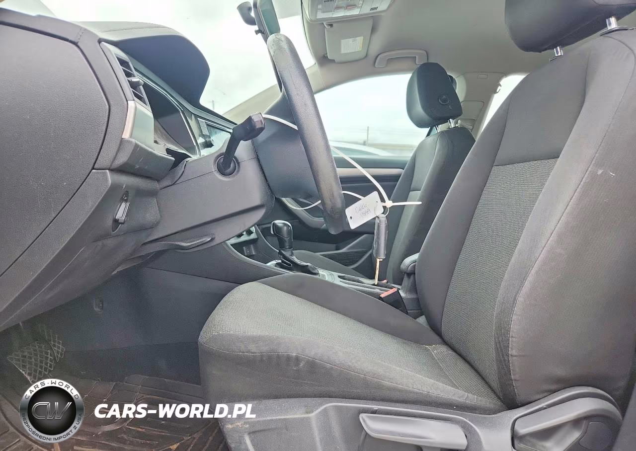 2019 Volkswagen Jetta S VIN:3VWC57BU8KM155416 - 7