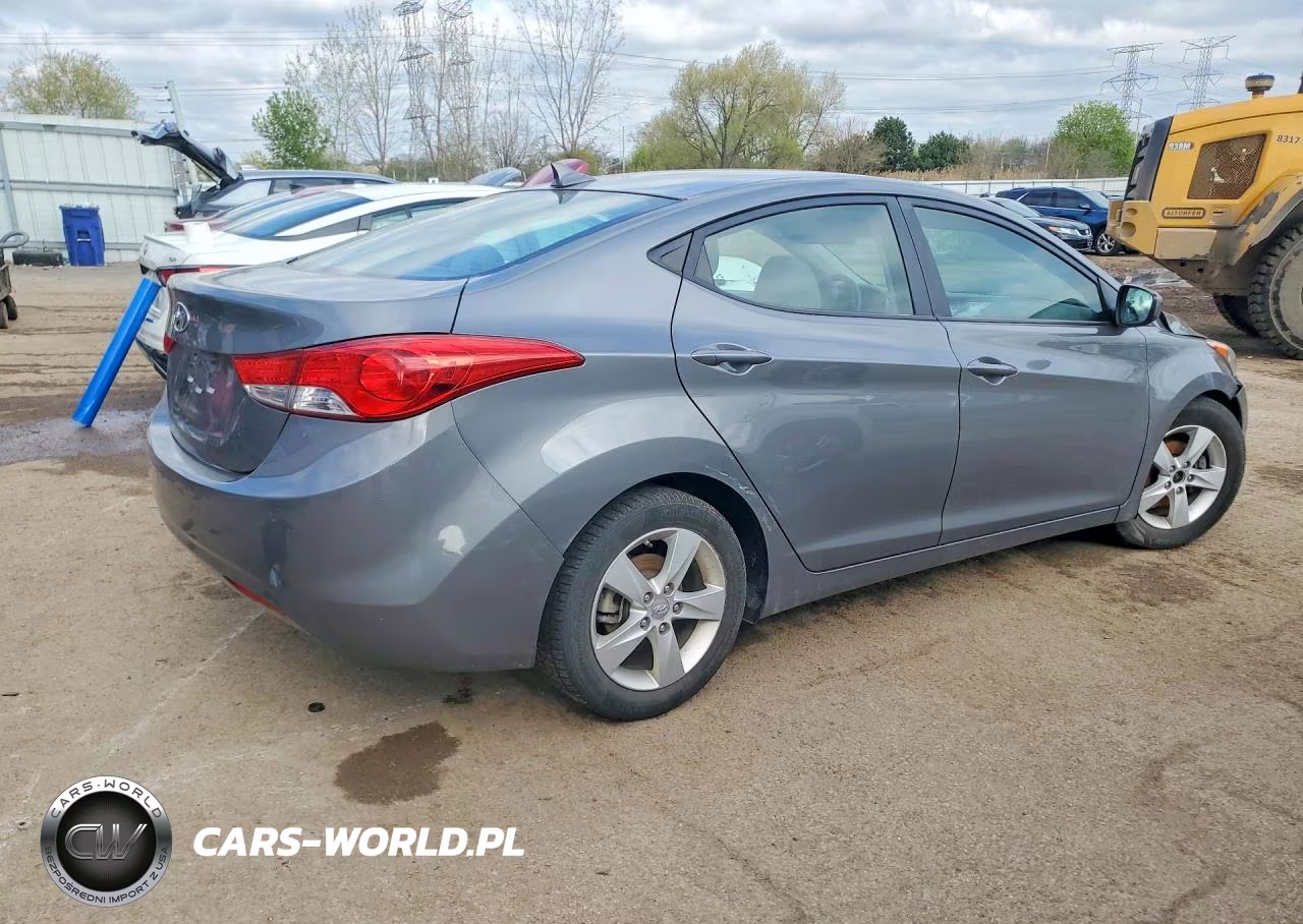 2013 Hyundai Elantra Gls VIN:5NPDH4AEXDH286556 - 3