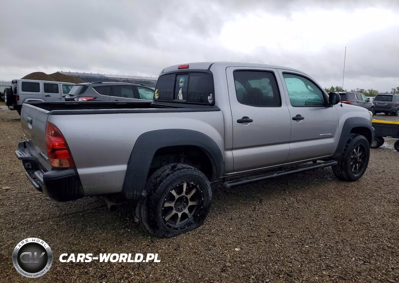 2015 Toyota Tacoma Prerunner VIN:5TFJX4GN2FX037883 - 3