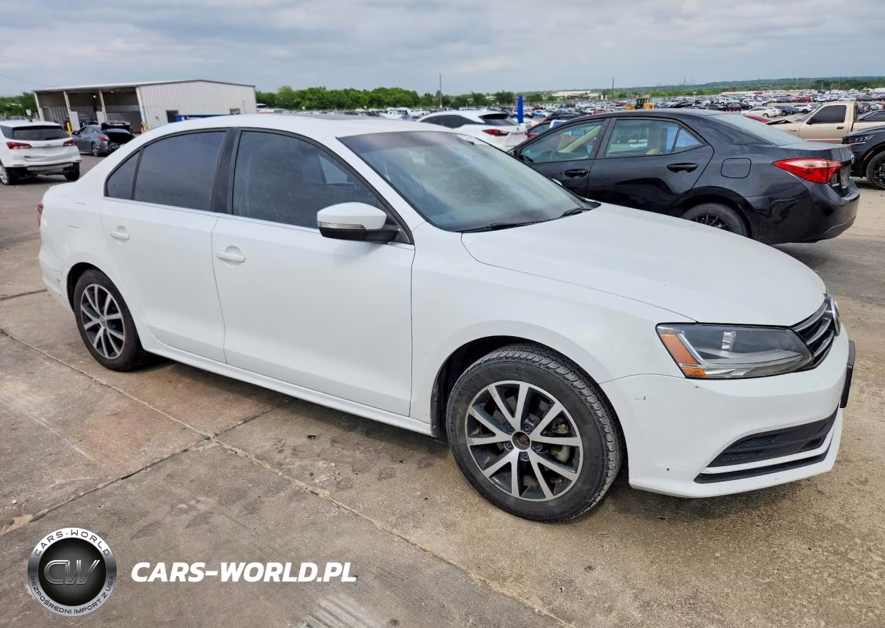 2017 Volkswagen Jetta Se VIN:3VWDB7AJ7HM308316 - 4