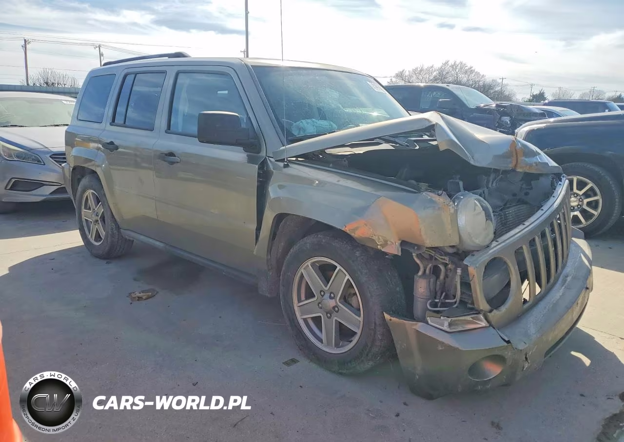 2008 Jeep Patriot Sport VIN:1J8FT28W98D711991 - 4