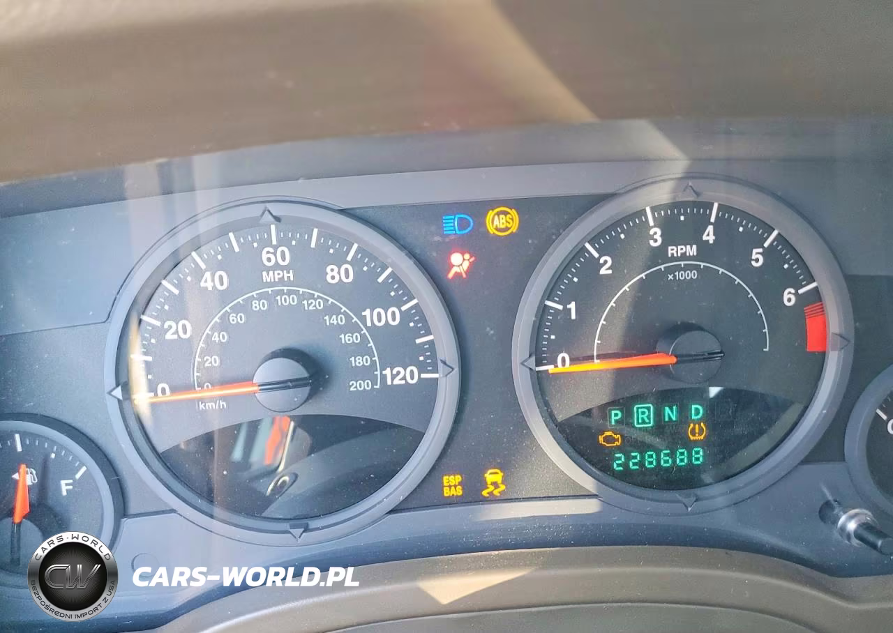 2008 Jeep Patriot Sport VIN:1J8FT28W98D711991 - 9