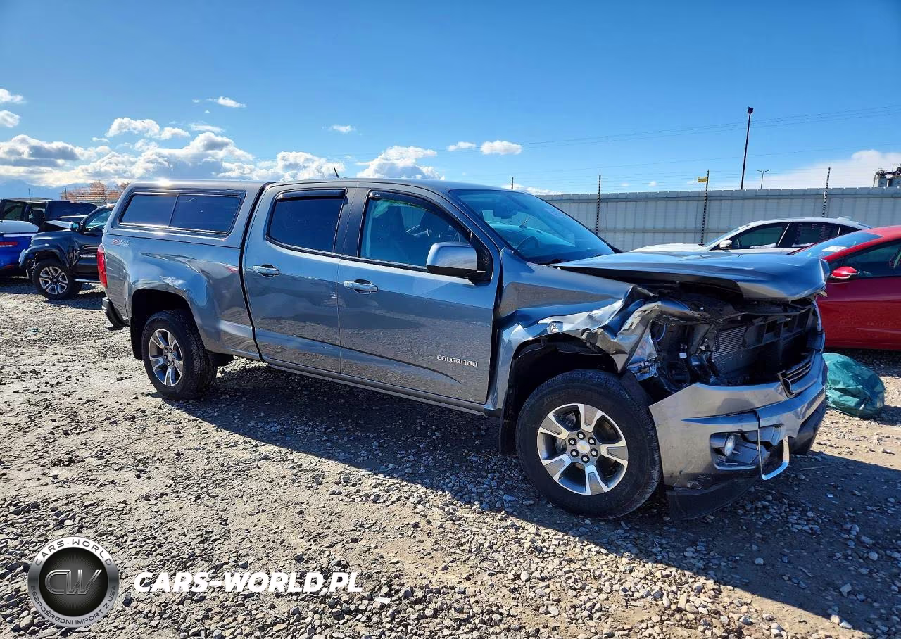 2019 Chevrolet Colorado Z71 VIN:1GCGTDEN1K1106293 - 4